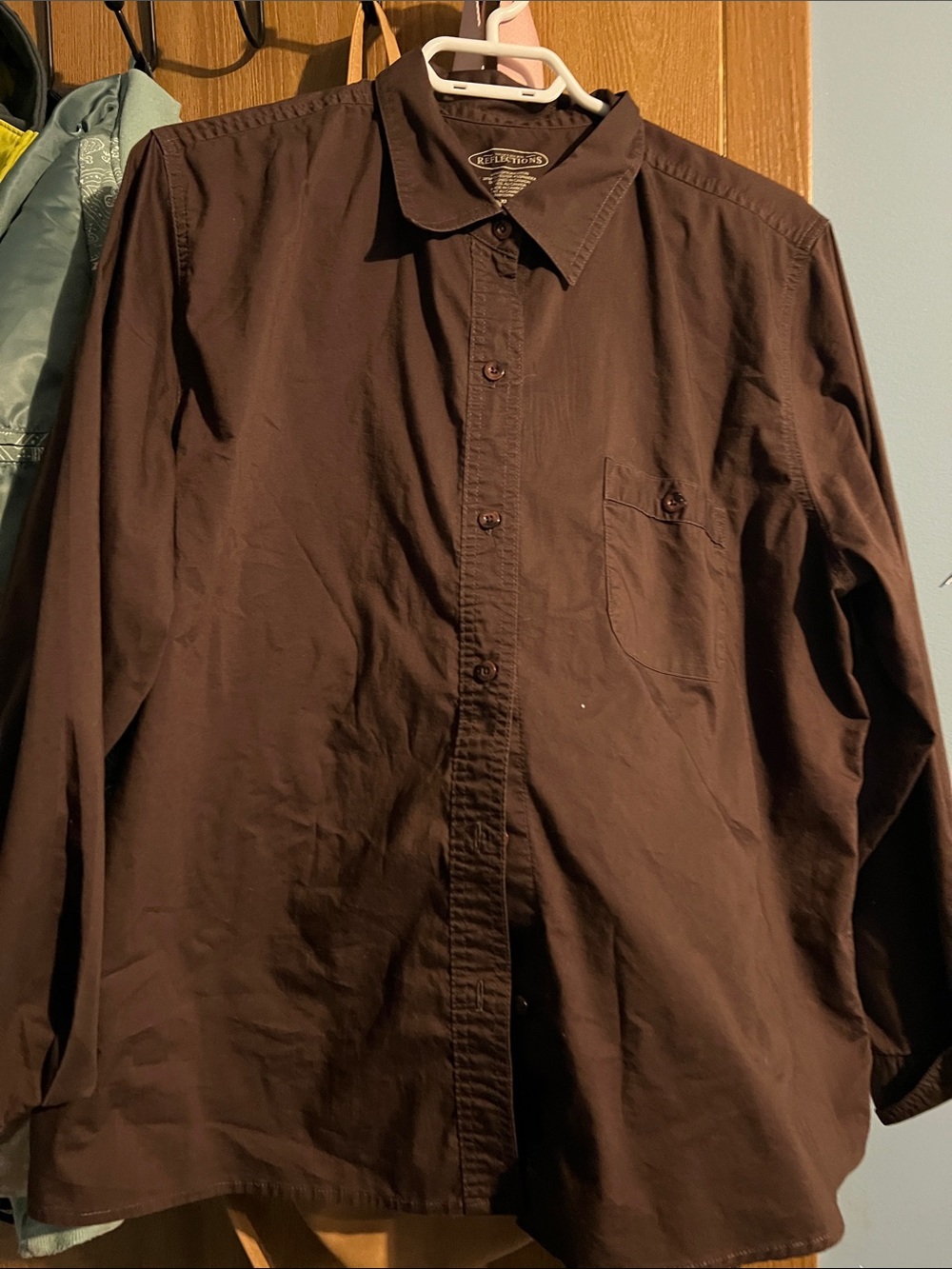 Northern Reflections Men's Casual Button-Down Shirt in Dark Brown